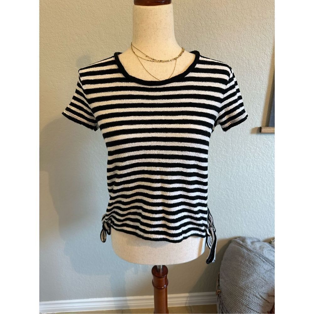Madewell Black and White Striped Short Sleeve Shirt - Size XS - L0852